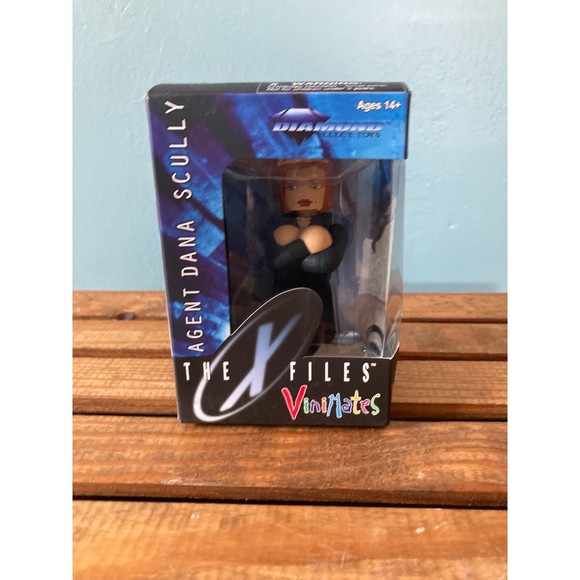 NWB Agent Dana Skully Diamond Select Toys The X-Files Vinimates Figure - Picture 1 of 3
